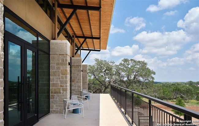 422 Quiet Oak Rd, House other with 4 bedrooms, 5 bathrooms and null parking in San Marcos TX | Image 40
