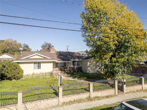 14305 Osborne St, Panorama City, CA, 91402 | Card Image