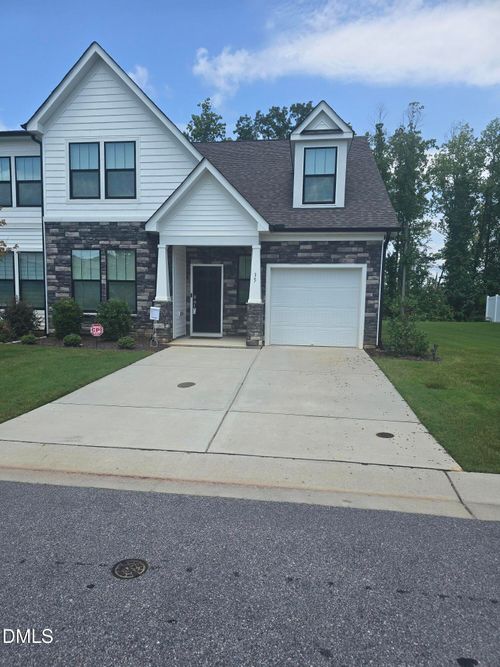 35 Whitley Ridge Dr, Clayton, NC, 27527-8642 | Card Image