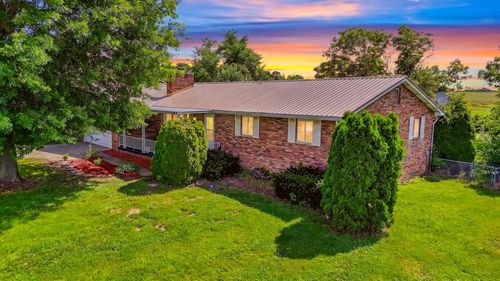 32 Kristi Drive, Bidwell, OH, 45614 | Card Image