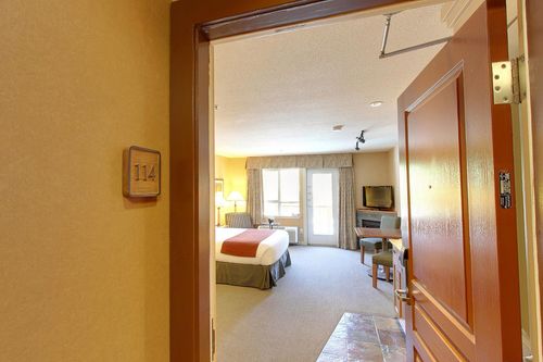 114-1490 Highway 99 Highway, Pemberton, BC, V0N2L1 | Card Image