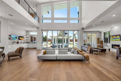 503 S Lucia Avenue, Redondo Beach, CA, 90277 | Card Image