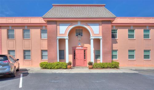 2a-7011 Place De La Paix, SOUTH PASADENA, FL, 33707-2850 | Card Image