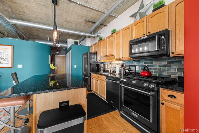 New Slate SS Appliances | Image 7
