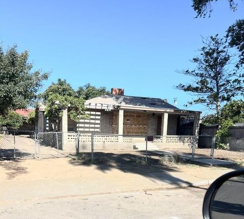 713 Thrasher Avenue, Modesto, CA, 95354 | Card Image