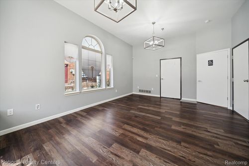 46-14151 Lakeside Blvd N, Shelby Twp, MI, 48315-6075 | Card Image