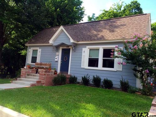 611 W Bryan St, Tyler, TX, 75702-7916 | Card Image