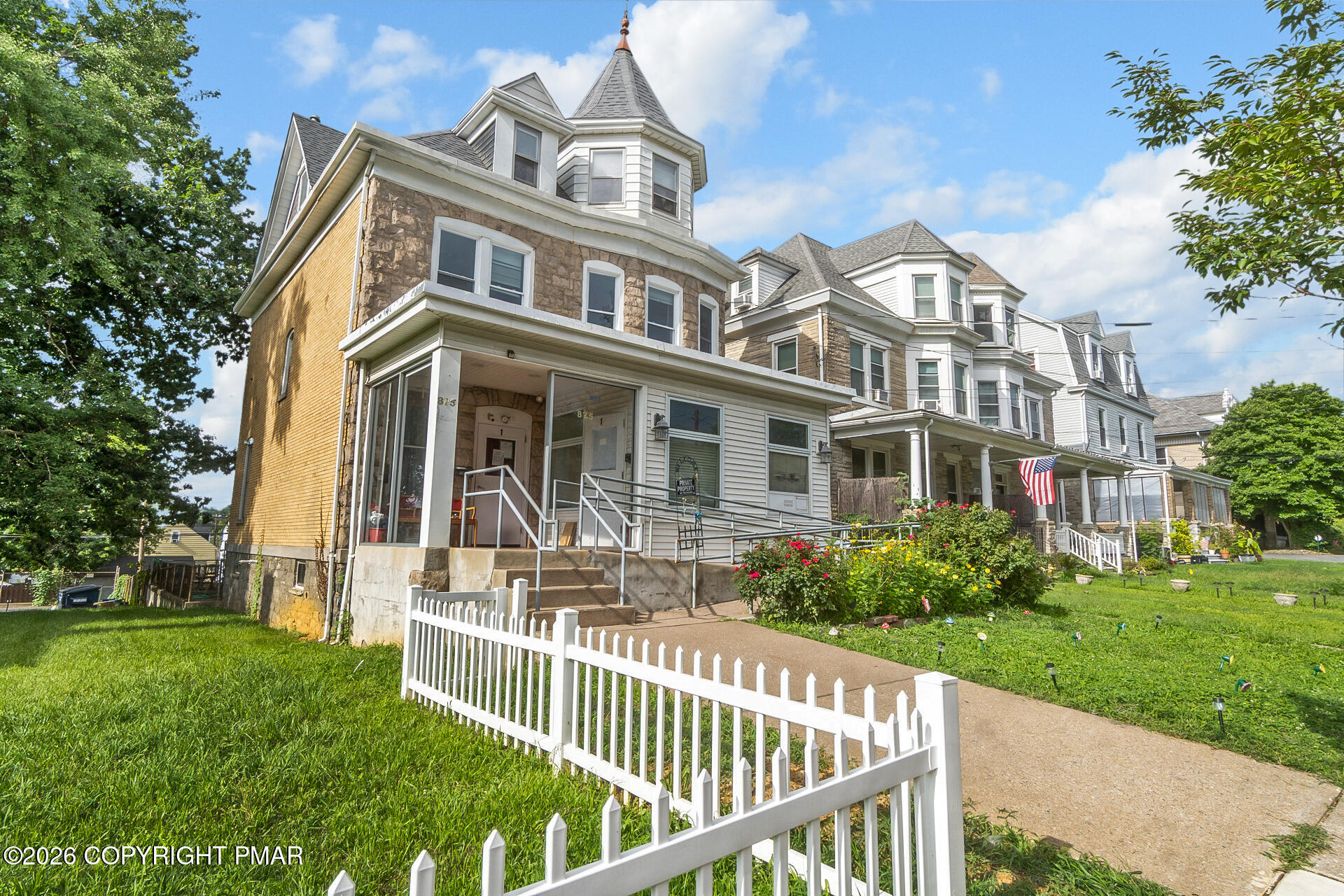 Residential Income in Easton 4