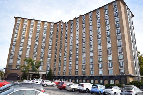 207-1 Renaissance Pl, Palatine, IL, 60067-3649 | Card Image