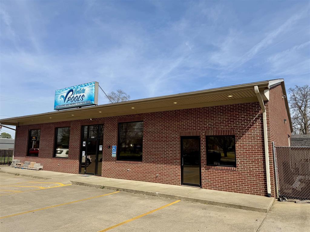 Commercial Sale in Owensboro