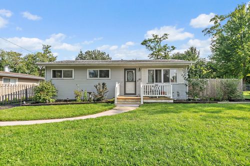 308 Ramble Rd, Lake In The Hills, IL, 60156-1398 | Card Image