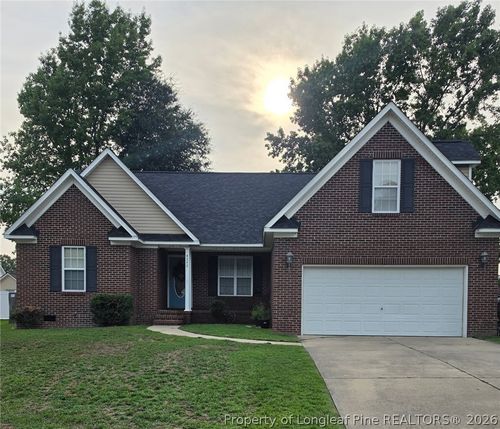 4242 Pete Warner Ct, Hope Mills, NC, 28348-1826 | Card Image