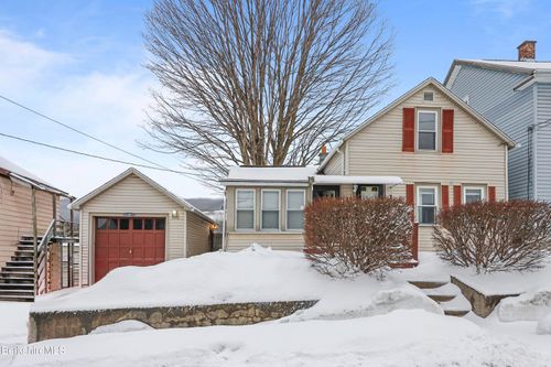 176 N Summer St, Adams, MA, 01220-1548 | Card Image