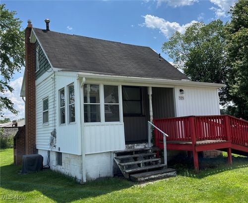 555 W Clark St, East Palestine, OH, 44413-1703 | Card Image