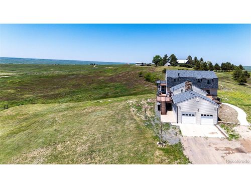 40547 Gold Nugget Dr, Deer Trail, CO, 80105-7937 | Card Image