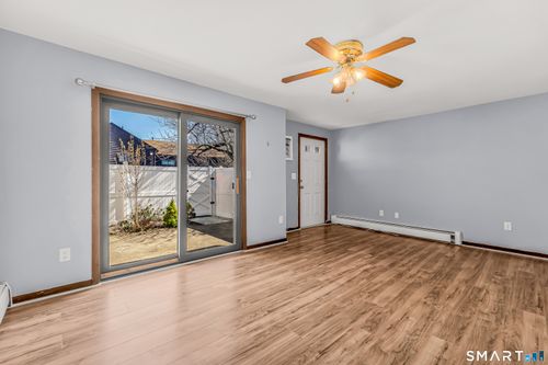 20-20 Trolley Cir, Milford, CT, 06460-5965 | Card Image