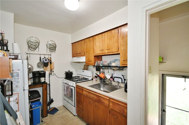 569 Loretto Rd, House other with 2 bedrooms, 1 bathrooms and 1 parking in Pittsburgh PA | Image 8