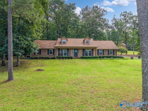25 Cumberland Cir, Scottsboro, AL, 35769-3822 | Card Image