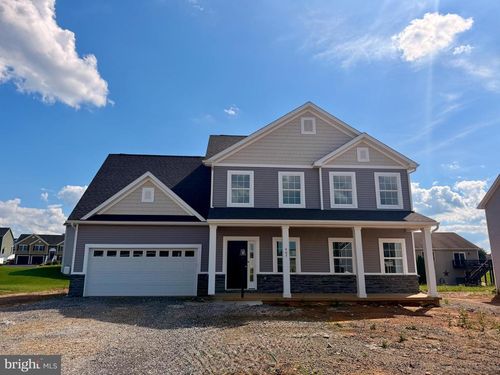 407 E Clarissa Dr, SHIPPENSBURG, PA, 17257-5606 | Card Image