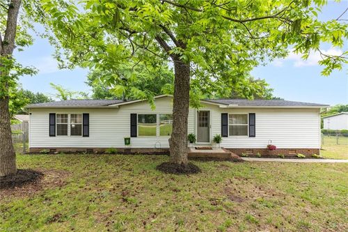 505 Wil O Pat Road, Reidsville, NC, 27320 | Card Image