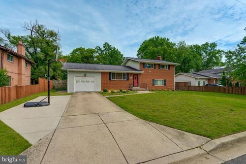 7310 Wessex Dr, TEMPLE HILLS, MD, 20748-4148 | Card Image