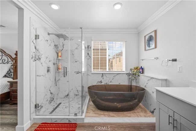 9804 Ardisia St, House other with 3 bedrooms, 3 bathrooms and 4 parking in Riverside CA | Image 18