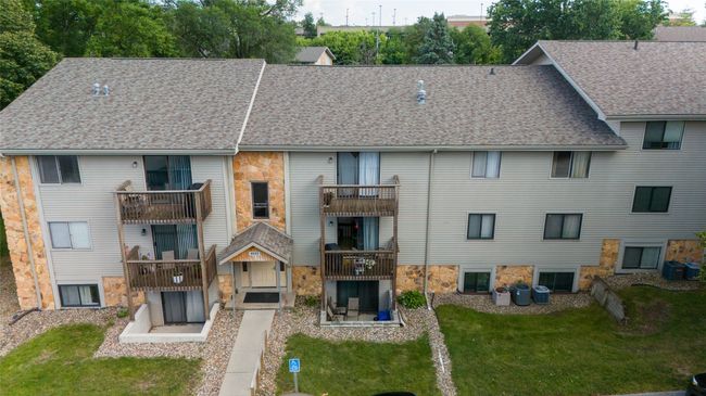 APT-8 - 9533 University Ave, Condo with 2 bedrooms, 2 bathrooms and null parking in Clive IA | Image 19