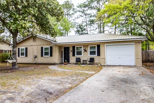 204 Honey Lane Cir, Hinesville, GA, 31313-2123 | Card Image