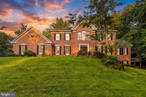 4531 Den Haag Rd, WARRENTON, VA, 20187-2864 | Card Image
