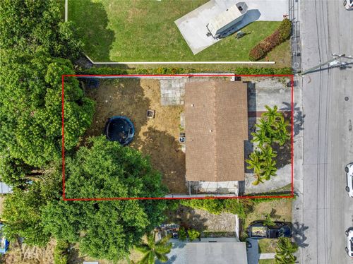 842 Kaye St, West Palm Beach, FL, 33405-2504 | Card Image