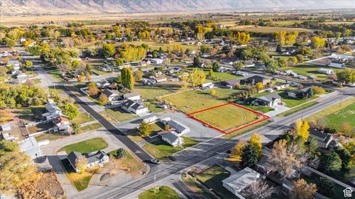 6074 N 4700 W, Bear River City, UT, 84301-7712 | Card Image