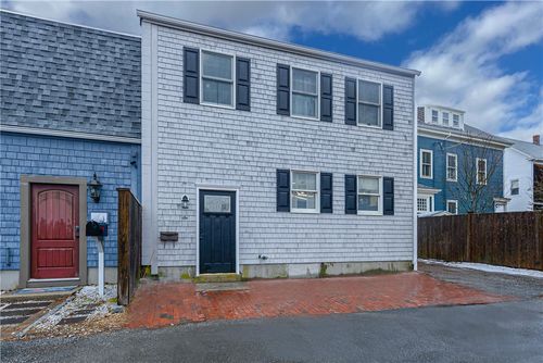 6 Bosworth Court, Newport, RI, 02840 | Card Image