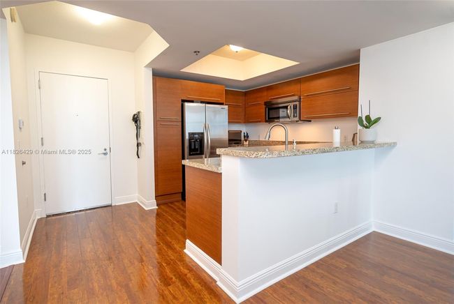 APT-1603N - 2641 N Flamingo Rd, Condo with 2 bedrooms, 2 bathrooms and null parking in Sunrise FL | Image 9