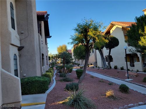 apt-d-4054 Crete Ln, Las Vegas, NV, 89103-2518 | Card Image