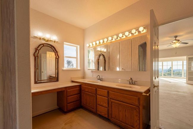 10246 Ranch Rd, House other with 4 bedrooms, 3 bathrooms and null parking in Rough And Ready CA | Image 17
