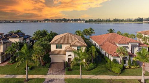 8725 Parkland Bay Dr, Parkland, FL, 33076-4878 | Card Image