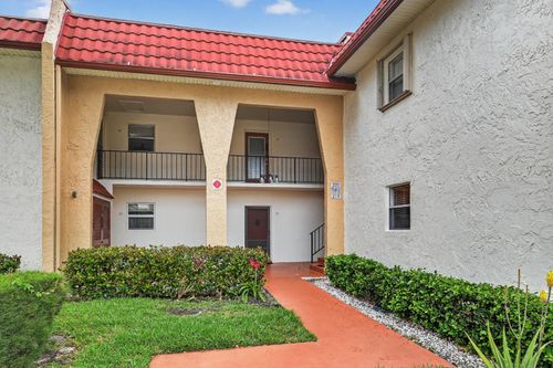 211 Lake Dora Dr, West Palm Beach, FL, 33411-2359 | Card Image