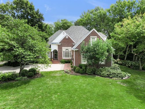 1604 Eastwood Ln, Lexington, KY, 40502-3900 | Card Image