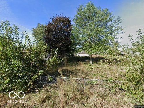 558 N Rybolt Ave, Indianapolis, IN, 46222-3245 | Card Image