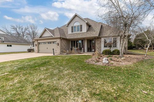 3113 Park Lawn Court, GRAND CHUTE, WI, 54911 | Card Image