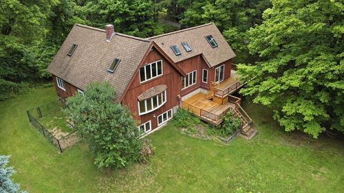 15 Polygraphic Ln, North Bennington, VT, 05257-9526 | Card Image