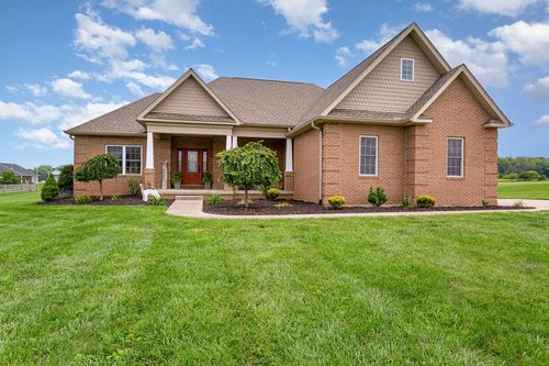 5582 Hayesville Rd, Circleville, OH, 43113-9768 | Card Image