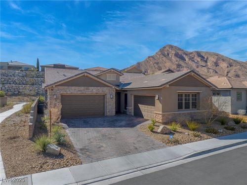 2931 Raywood Ash Dr, Las Vegas, NV, 89138-6143 | Card Image