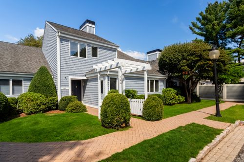 144-144 Lansdowne, Westport, CT, 06880-5648 | Card Image