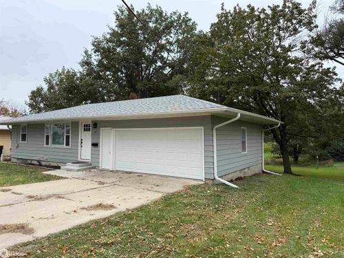 114 N Osceola St, Osceola, IA, 50213-1172 | Card Image