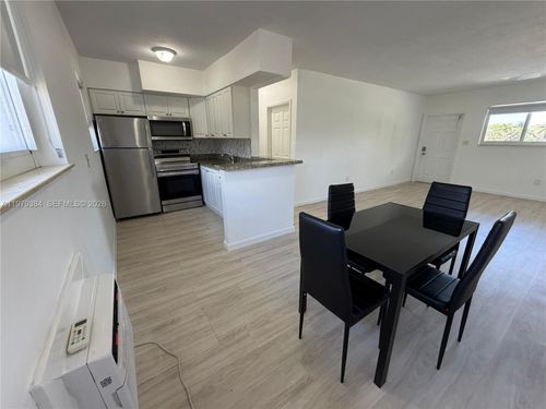 apt-6-12101 Griffing Blvd, North Miami, FL, 33161-5483 | Card Image