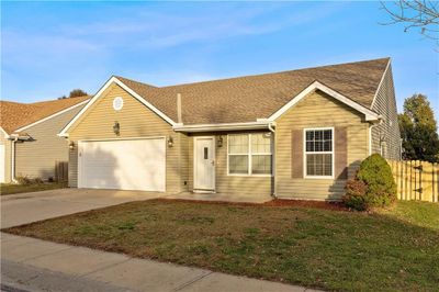 381 N Evergreen Street, House other with 3 bedrooms, 2 bathrooms and null parking in Gardner KS | Image 2