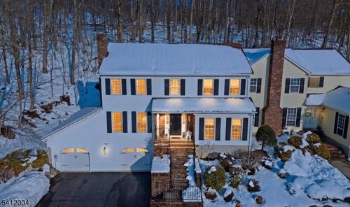 4 Birdseye Cir, Wayne, NJ, 07470-4944 | Card Image