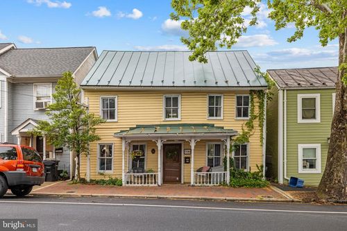 706 S Cameron St, WINCHESTER, VA, 22601-4622 | Card Image
