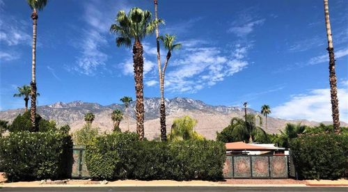 901 S Calle Tomas, Palm Springs, CA, 92264-3443 | Card Image